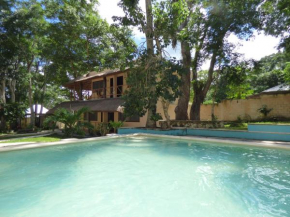 Гостиница Cabañas y Hostal Zoh Laguna  Чикана